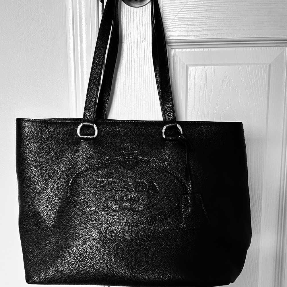 Sale! Authentic Prada Logo Embossed, Vitello Phenix Leather Tote - Picture 9 of 12
